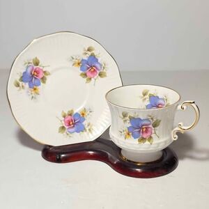Elizabethan Teacup and Saucer Blue pink Flowers Vintage